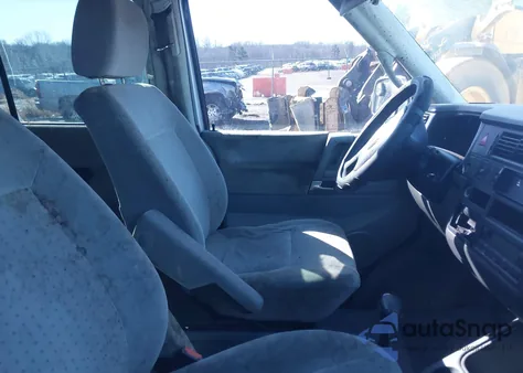 2003 Volkswagen Eurovan Gls from USA, damaged, VIN WV2KB47063H000964